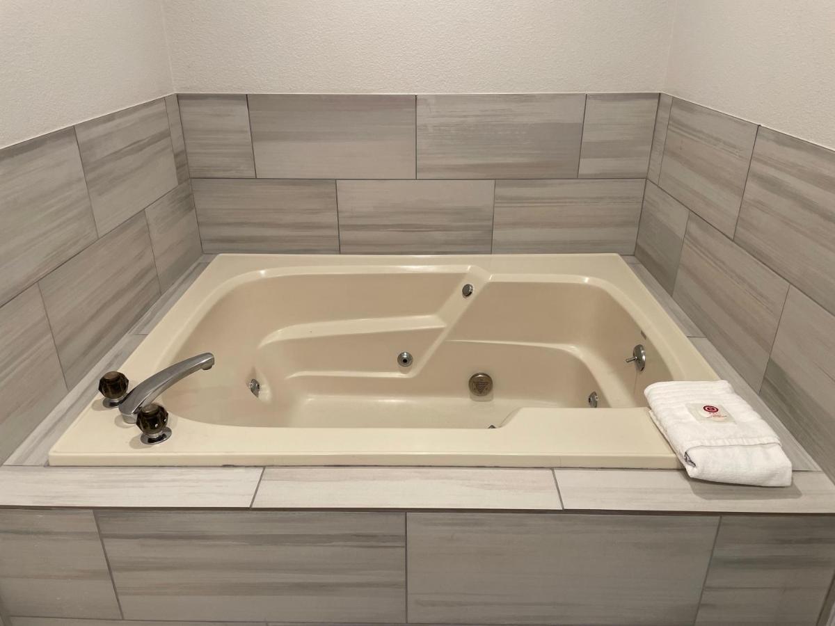 Comfort & Mundelein-vernon Hills Hotel Mundelein
