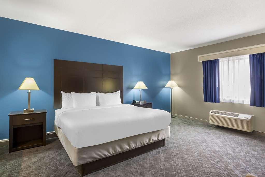 Hotel Comfort & Mundelein-vernon Hills 2*