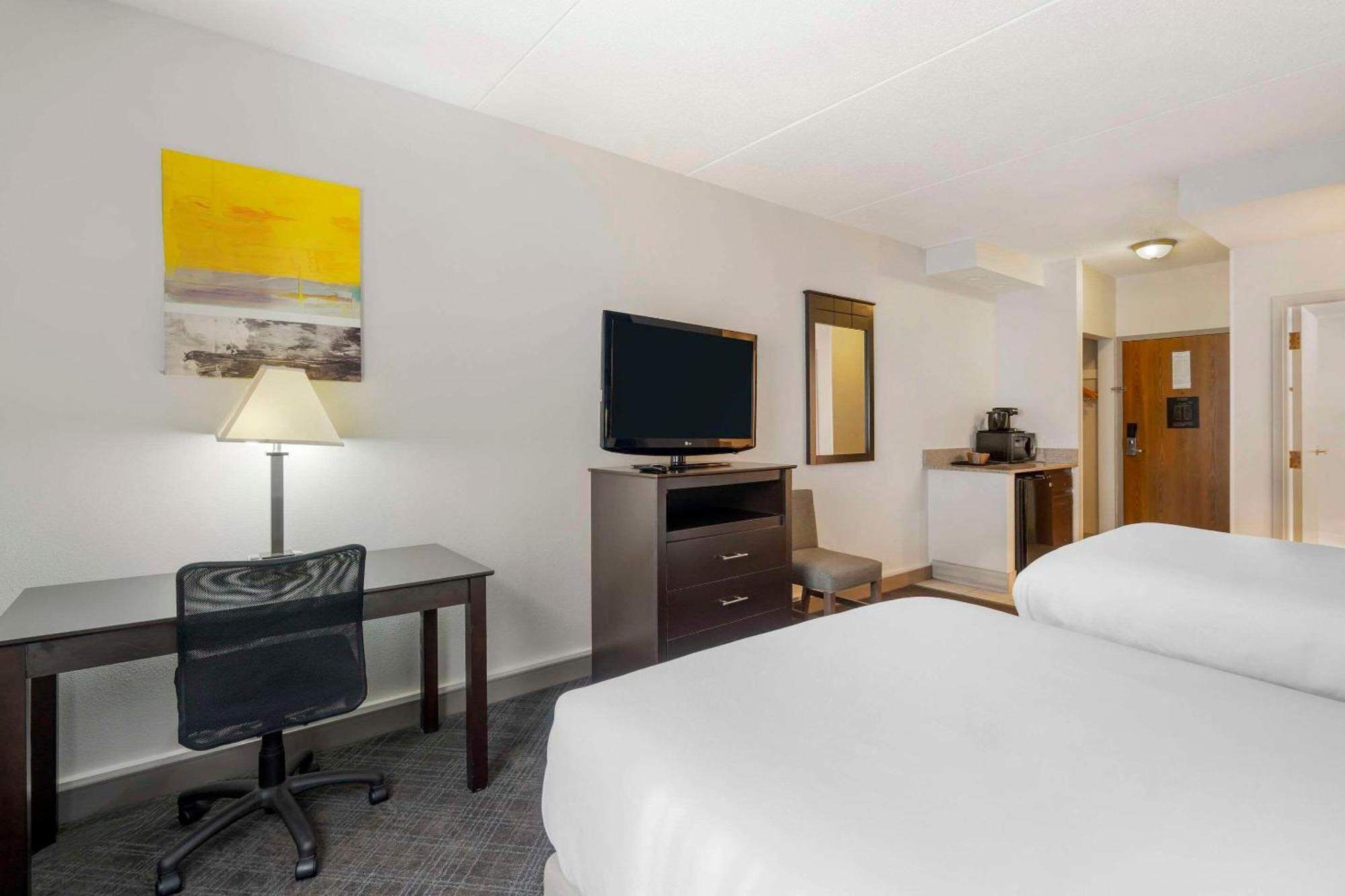 Comfort & Mundelein-vernon Hills