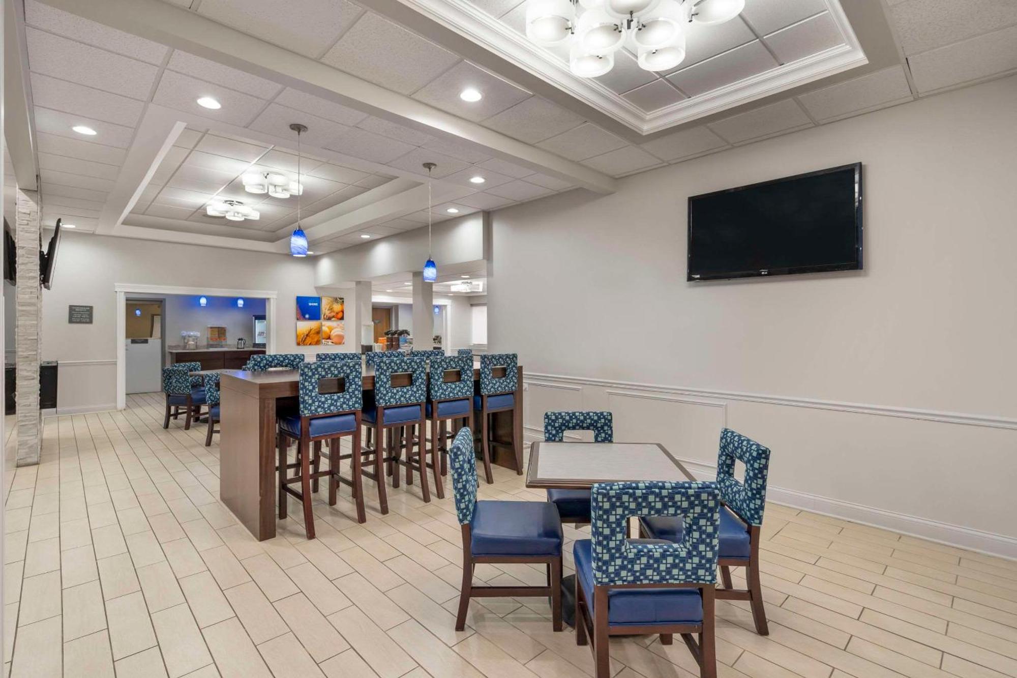 Comfort & Mundelein-vernon Hills