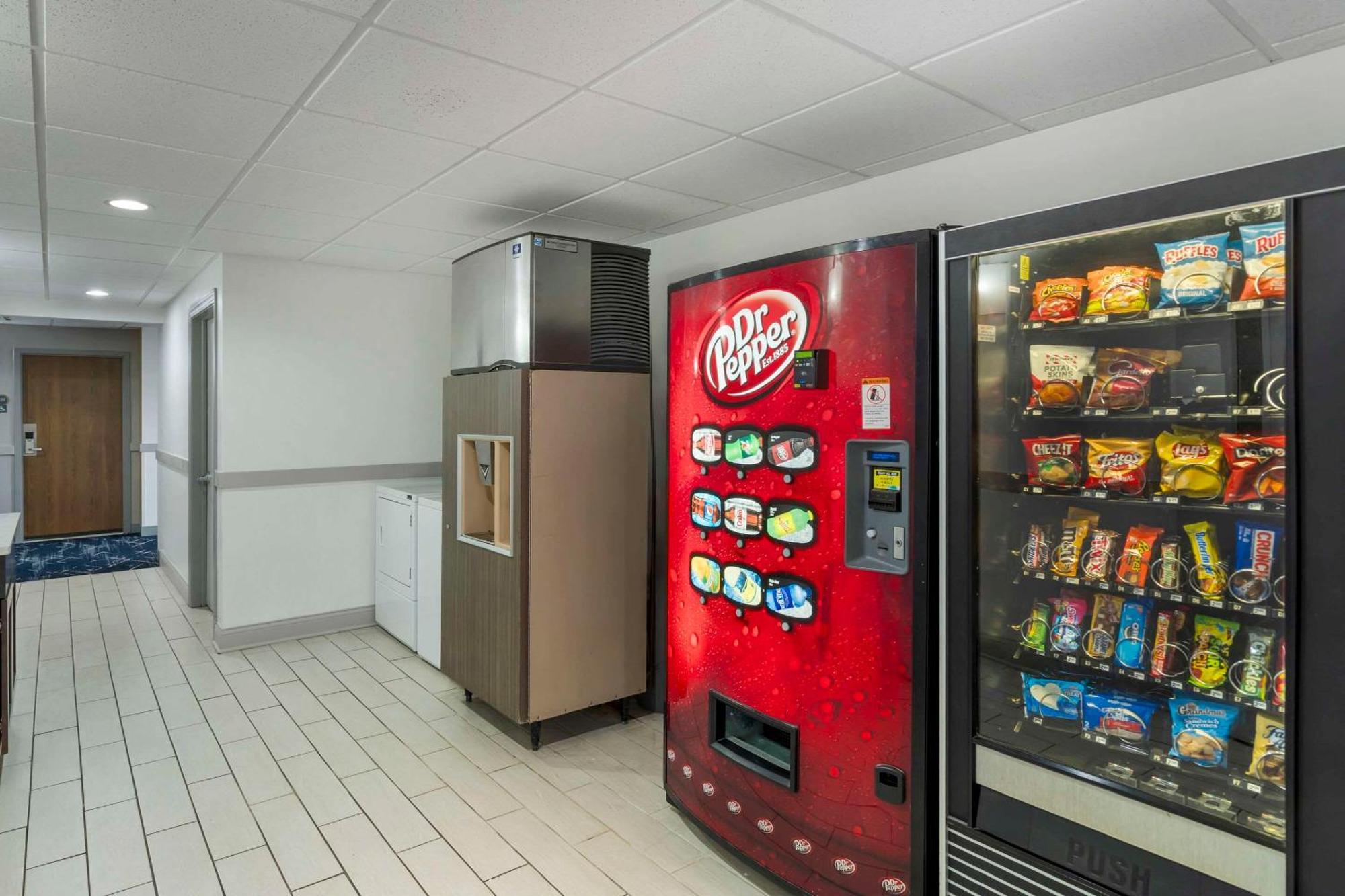 Comfort & Mundelein-vernon Hills Hotel 2*