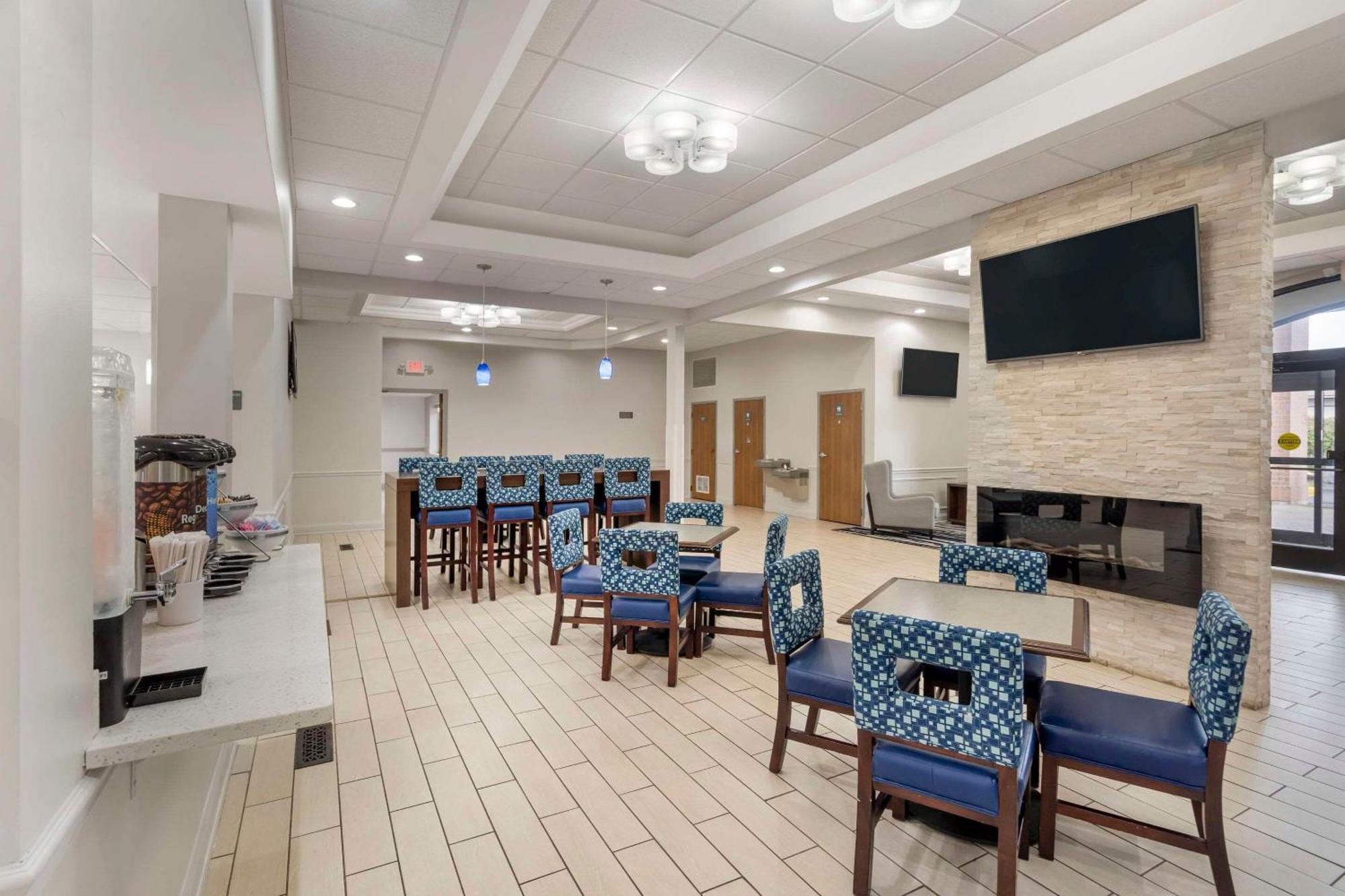 Comfort & Mundelein-vernon Hills 2* Mundelein