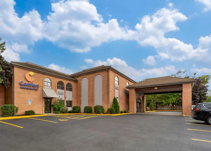 Comfort Inn & Suites Mundelein-Vernon Hills