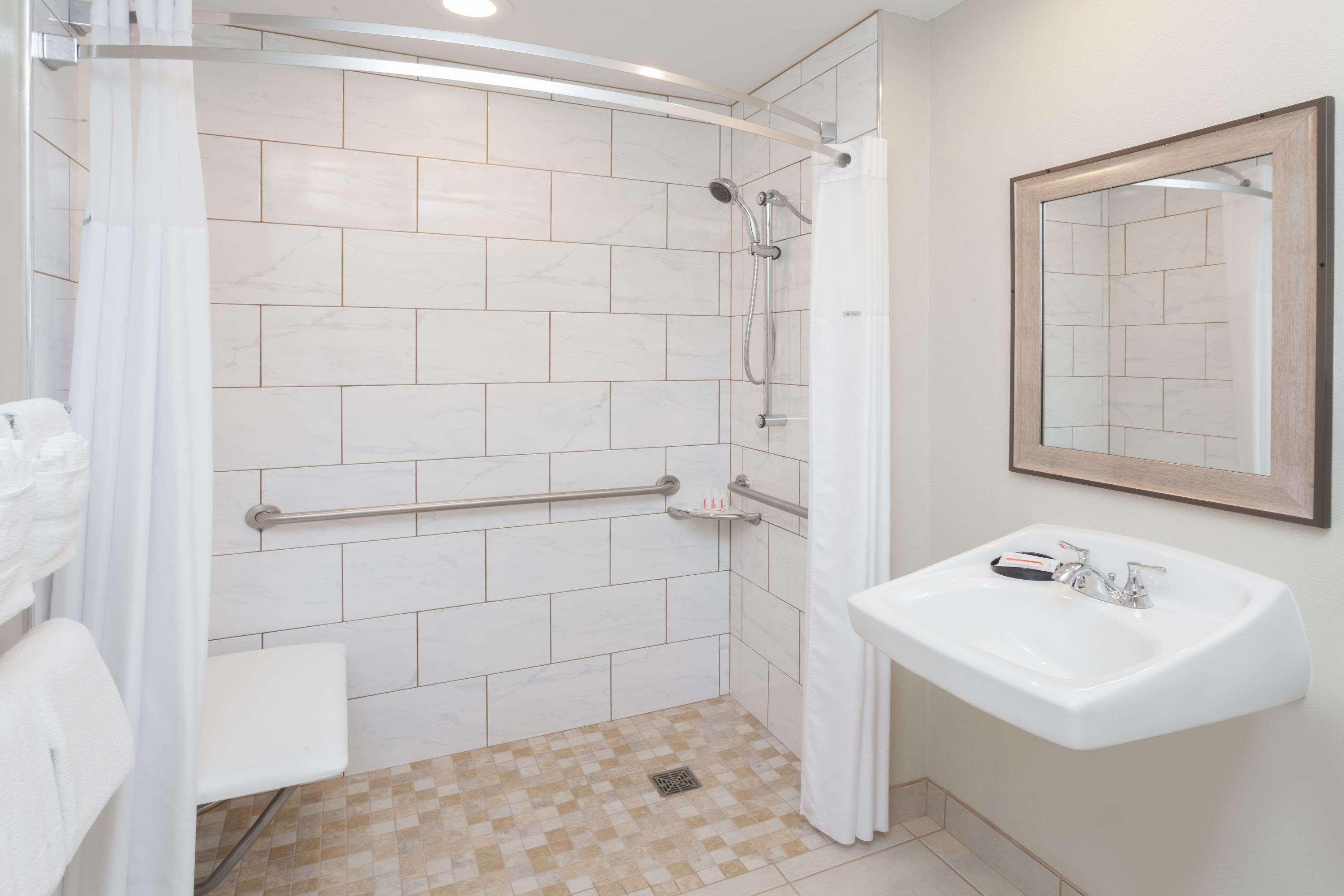 Comfort & Mundelein-vernon Hills Hotel 2*