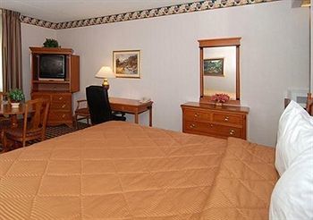 Comfort & Mundelein-vernon Hills Hotel Mundelein